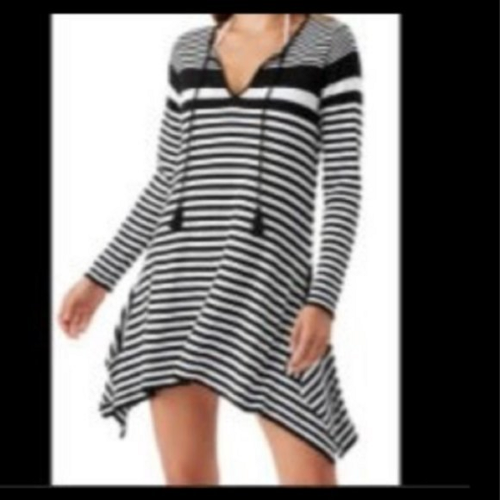 TOMMY BAHAMA Breaker Bay Engineered Sweater Tunic cover up